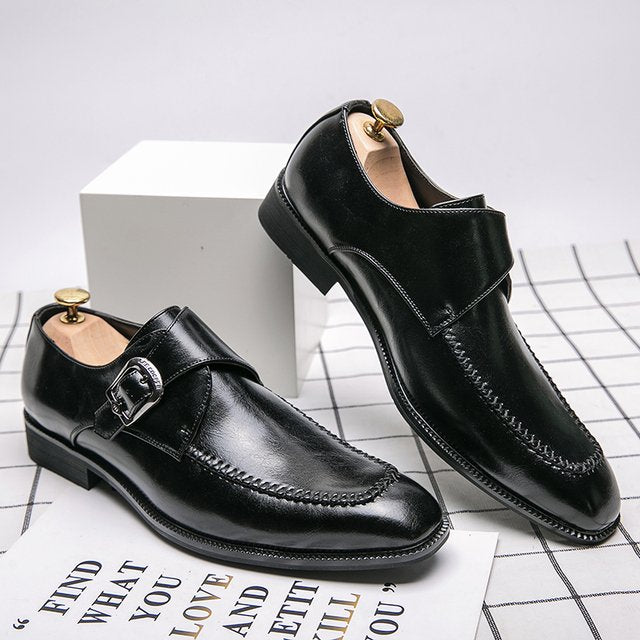 Hand-forged buckle dress shoes